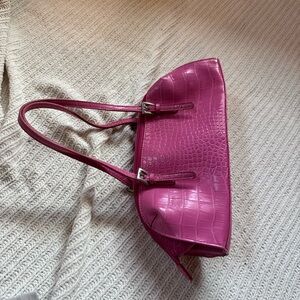 Pink Crocodile-Embossed Women's purse
